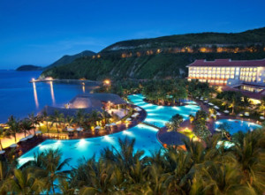hon-tre-du-lich-nha-trang-4-ngay-3-dem-300x221.jpg